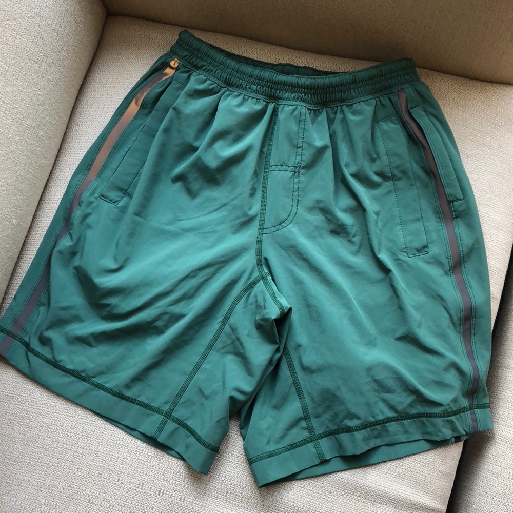 Lululemon M’s Pace Breaker lined shorts 9” inseam